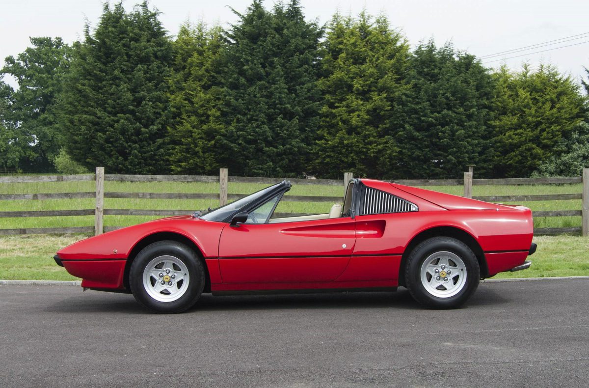 Classic Trader Reviews The Ferrari 308 Gtb Gts Buying Guide