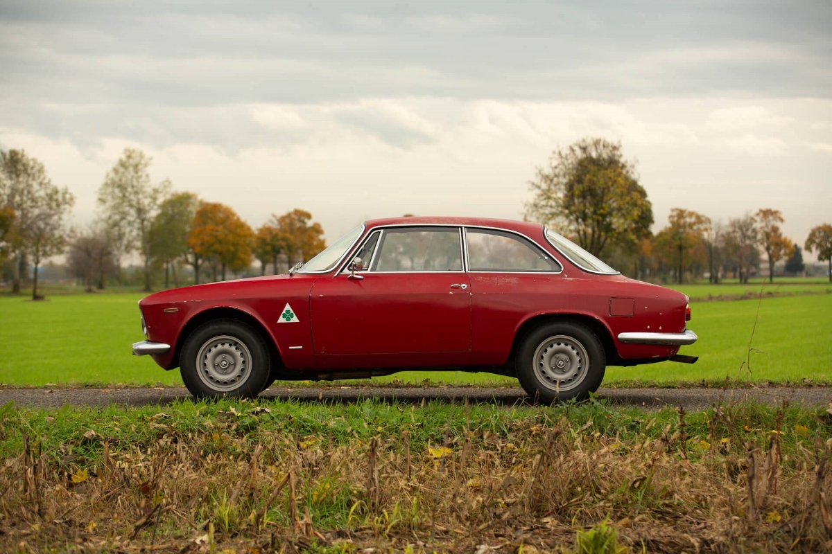 Alfa Romeo Giulia Sprint GTA (1965) Bertone 5