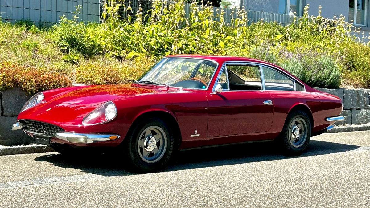 1971 Ferrari 365 GT 2+2 (12)